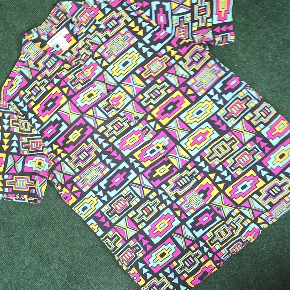 H&M❤️COACHELLA | 2015 Southwestern Geometric Short Sleeve Button Down Shirt - Picture 5 of 12